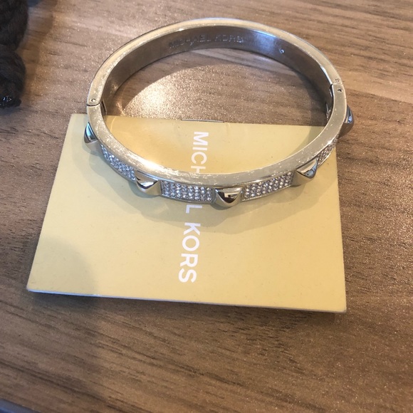 New Michael KORS bangle - Picture 3 of 4